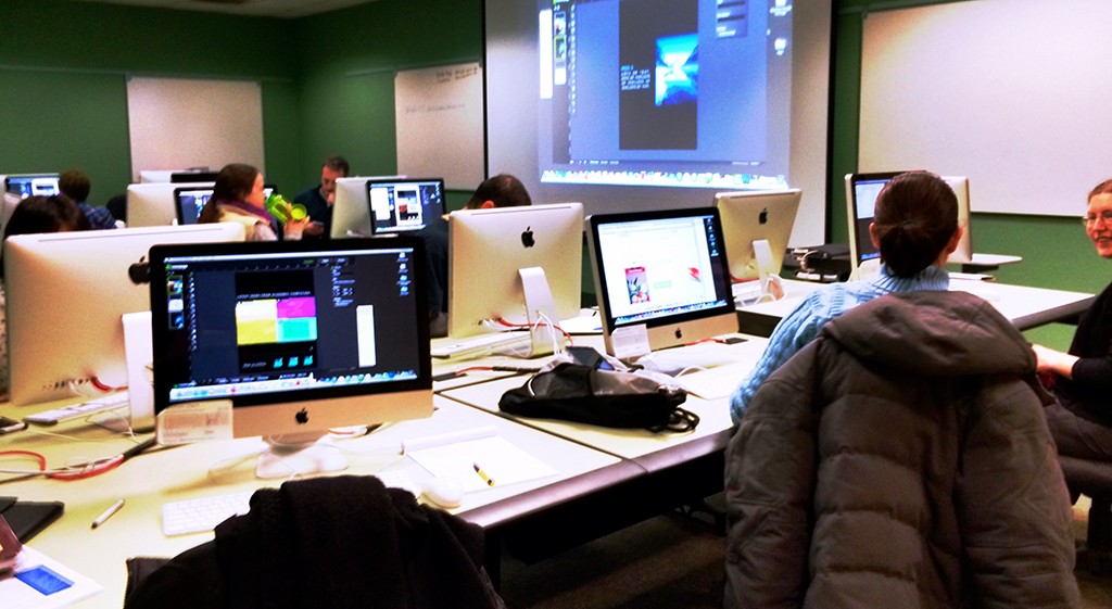 UMass Amherst faculty and staff learned about building apps without coding during a recent IT workshop. (photo credit: UMass Amherst IT, January 2015)